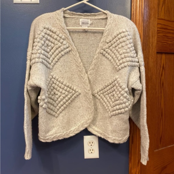 Leslie Fay Sweater - Picture 1 of 3